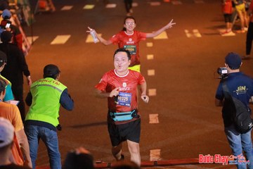 BƯỚC CHẠY CHÀO XUÂN THÀNH PHỐ QUẢNG NGÃI 2024 - Ảnh #1249102