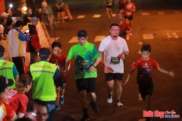 BƯỚC CHẠY CHÀO XUÂN THÀNH PHỐ QUẢNG NGÃI 2024 - Ảnh #1248759
