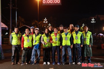 BƯỚC CHẠY CHÀO XUÂN THÀNH PHỐ QUẢNG NGÃI 2024 - Ảnh #1212915