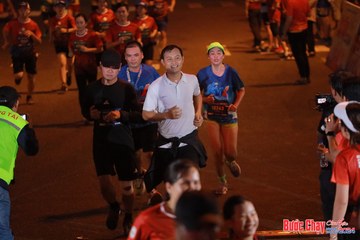 BƯỚC CHẠY CHÀO XUÂN THÀNH PHỐ QUẢNG NGÃI 2024 - Ảnh #1248910