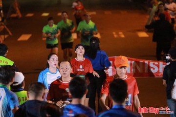 BƯỚC CHẠY CHÀO XUÂN THÀNH PHỐ QUẢNG NGÃI 2024 - Ảnh #1246493