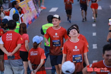 BƯỚC CHẠY CHÀO XUÂN THÀNH PHỐ QUẢNG NGÃI 2024 - Ảnh #1250534