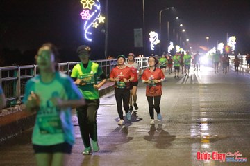BƯỚC CHẠY CHÀO XUÂN THÀNH PHỐ QUẢNG NGÃI 2024 - Ảnh #1233240