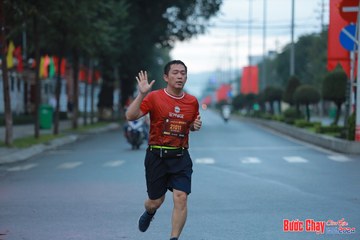 BƯỚC CHẠY CHÀO XUÂN THÀNH PHỐ QUẢNG NGÃI 2024 - Ảnh #1237060