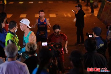 BƯỚC CHẠY CHÀO XUÂN THÀNH PHỐ QUẢNG NGÃI 2024 - Ảnh #1240844