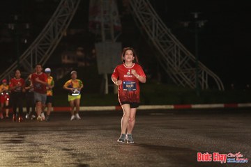BƯỚC CHẠY CHÀO XUÂN THÀNH PHỐ QUẢNG NGÃI 2024 - Ảnh #1229443