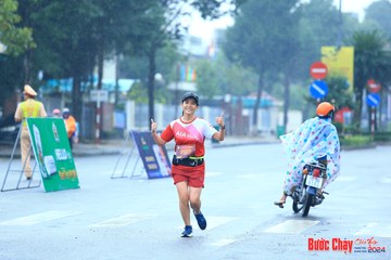 BƯỚC CHẠY CHÀO XUÂN THÀNH PHỐ QUẢNG NGÃI 2024 - Ảnh #1238391