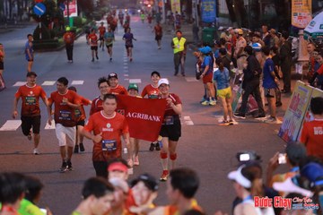 BƯỚC CHẠY CHÀO XUÂN THÀNH PHỐ QUẢNG NGÃI 2024 - Ảnh #1249960