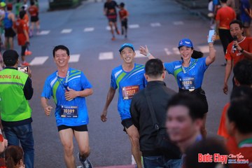 BƯỚC CHẠY CHÀO XUÂN THÀNH PHỐ QUẢNG NGÃI 2024 - Ảnh #1250424