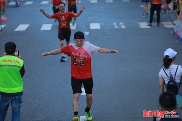 BƯỚC CHẠY CHÀO XUÂN THÀNH PHỐ QUẢNG NGÃI 2024 - Ảnh #1251492