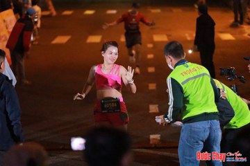 BƯỚC CHẠY CHÀO XUÂN THÀNH PHỐ QUẢNG NGÃI 2024 - Ảnh #1242483