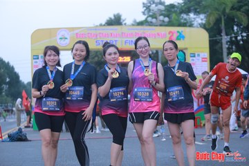BƯỚC CHẠY CHÀO XUÂN THÀNH PHỐ QUẢNG NGÃI 2024 - Ảnh #1221434