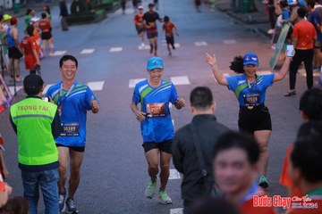 BƯỚC CHẠY CHÀO XUÂN THÀNH PHỐ QUẢNG NGÃI 2024 - Ảnh #1250420