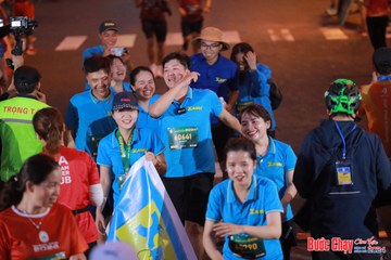 BƯỚC CHẠY CHÀO XUÂN THÀNH PHỐ QUẢNG NGÃI 2024 - Ảnh #1249666