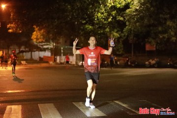 BƯỚC CHẠY CHÀO XUÂN THÀNH PHỐ QUẢNG NGÃI 2024 - Ảnh #1236367
