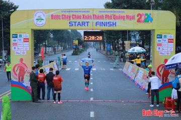 BƯỚC CHẠY CHÀO XUÂN THÀNH PHỐ QUẢNG NGÃI 2024 - Ảnh #1252108