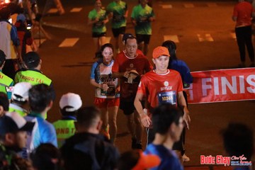 BƯỚC CHẠY CHÀO XUÂN THÀNH PHỐ QUẢNG NGÃI 2024 - Ảnh #1246470