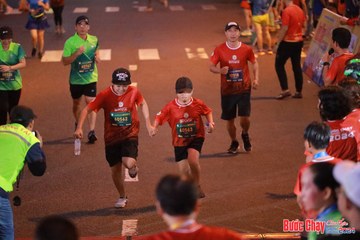BƯỚC CHẠY CHÀO XUÂN THÀNH PHỐ QUẢNG NGÃI 2024 - Ảnh #1249463