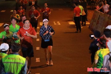 BƯỚC CHẠY CHÀO XUÂN THÀNH PHỐ QUẢNG NGÃI 2024 - Ảnh #1248136