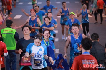 BƯỚC CHẠY CHÀO XUÂN THÀNH PHỐ QUẢNG NGÃI 2024 - Ảnh #1250237