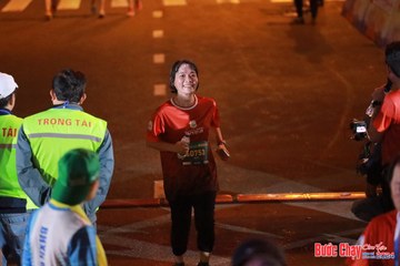 BƯỚC CHẠY CHÀO XUÂN THÀNH PHỐ QUẢNG NGÃI 2024 - Ảnh #1248589