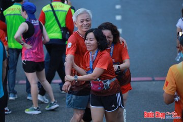 BƯỚC CHẠY CHÀO XUÂN THÀNH PHỐ QUẢNG NGÃI 2024 - Ảnh #1251334