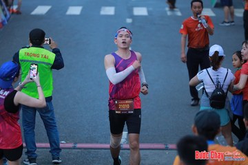 BƯỚC CHẠY CHÀO XUÂN THÀNH PHỐ QUẢNG NGÃI 2024 - Ảnh #1251354