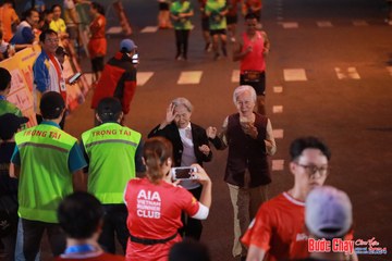BƯỚC CHẠY CHÀO XUÂN THÀNH PHỐ QUẢNG NGÃI 2024 - Ảnh #1249433