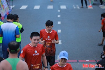 BƯỚC CHẠY CHÀO XUÂN THÀNH PHỐ QUẢNG NGÃI 2024 - Ảnh #1251567