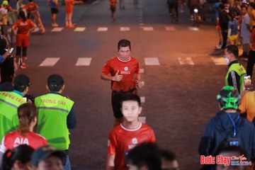 BƯỚC CHẠY CHÀO XUÂN THÀNH PHỐ QUẢNG NGÃI 2024 - Ảnh #1249715
