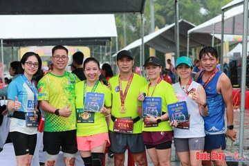 BƯỚC CHẠY CHÀO XUÂN THÀNH PHỐ QUẢNG NGÃI 2024 - Ảnh #1231483
