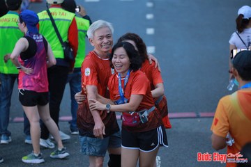 BƯỚC CHẠY CHÀO XUÂN THÀNH PHỐ QUẢNG NGÃI 2024 - Ảnh #1251333
