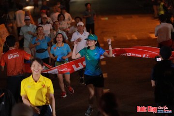 BƯỚC CHẠY CHÀO XUÂN THÀNH PHỐ QUẢNG NGÃI 2024 - Ảnh #1240386