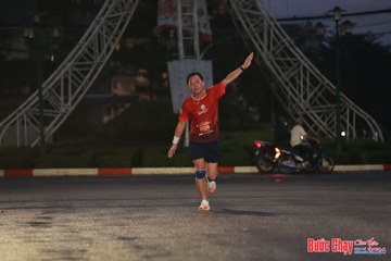 BƯỚC CHẠY CHÀO XUÂN THÀNH PHỐ QUẢNG NGÃI 2024 - Ảnh #1230126