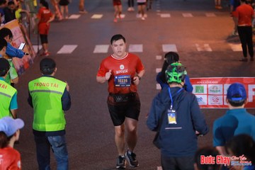 BƯỚC CHẠY CHÀO XUÂN THÀNH PHỐ QUẢNG NGÃI 2024 - Ảnh #1249789