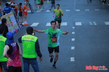 BƯỚC CHẠY CHÀO XUÂN THÀNH PHỐ QUẢNG NGÃI 2024 - Ảnh #1251170