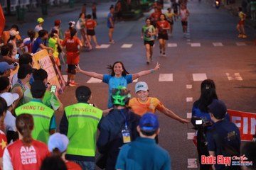 BƯỚC CHẠY CHÀO XUÂN THÀNH PHỐ QUẢNG NGÃI 2024 - Ảnh #1249899