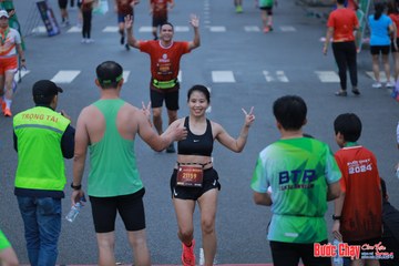 BƯỚC CHẠY CHÀO XUÂN THÀNH PHỐ QUẢNG NGÃI 2024 - Ảnh #1251819