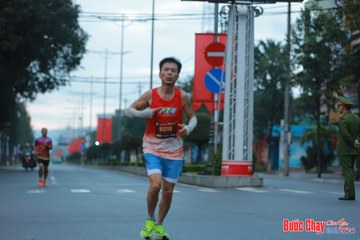 BƯỚC CHẠY CHÀO XUÂN THÀNH PHỐ QUẢNG NGÃI 2024 - Ảnh #1237098