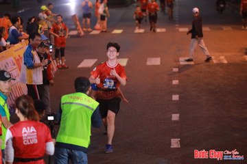 BƯỚC CHẠY CHÀO XUÂN THÀNH PHỐ QUẢNG NGÃI 2024 - Ảnh #1249508