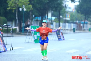 BƯỚC CHẠY CHÀO XUÂN THÀNH PHỐ QUẢNG NGÃI 2024 - Ảnh #1238369