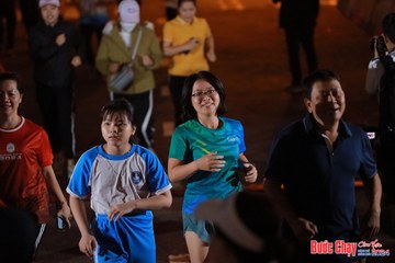 BƯỚC CHẠY CHÀO XUÂN THÀNH PHỐ QUẢNG NGÃI 2024 - Ảnh #1240160