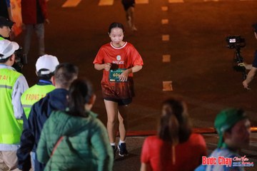 BƯỚC CHẠY CHÀO XUÂN THÀNH PHỐ QUẢNG NGÃI 2024 - Ảnh #1246045