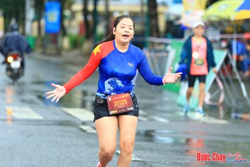 BƯỚC CHẠY CHÀO XUÂN THÀNH PHỐ QUẢNG NGÃI 2024 - Ảnh #1238553