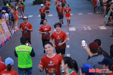 BƯỚC CHẠY CHÀO XUÂN THÀNH PHỐ QUẢNG NGÃI 2024 - Ảnh #1250520