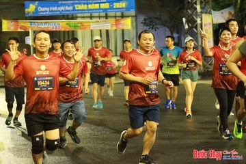 BƯỚC CHẠY CHÀO XUÂN THÀNH PHỐ QUẢNG NGÃI 2024 - Ảnh #1222924