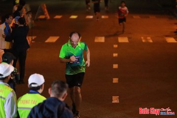 BƯỚC CHẠY CHÀO XUÂN THÀNH PHỐ QUẢNG NGÃI 2024 - Ảnh #1245632
