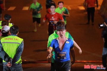 BƯỚC CHẠY CHÀO XUÂN THÀNH PHỐ QUẢNG NGÃI 2024 - Ảnh #1248559