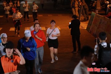 BƯỚC CHẠY CHÀO XUÂN THÀNH PHỐ QUẢNG NGÃI 2024 - Ảnh #1240232