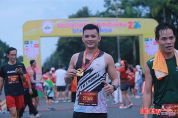 BƯỚC CHẠY CHÀO XUÂN THÀNH PHỐ QUẢNG NGÃI 2024 - Ảnh #1220889